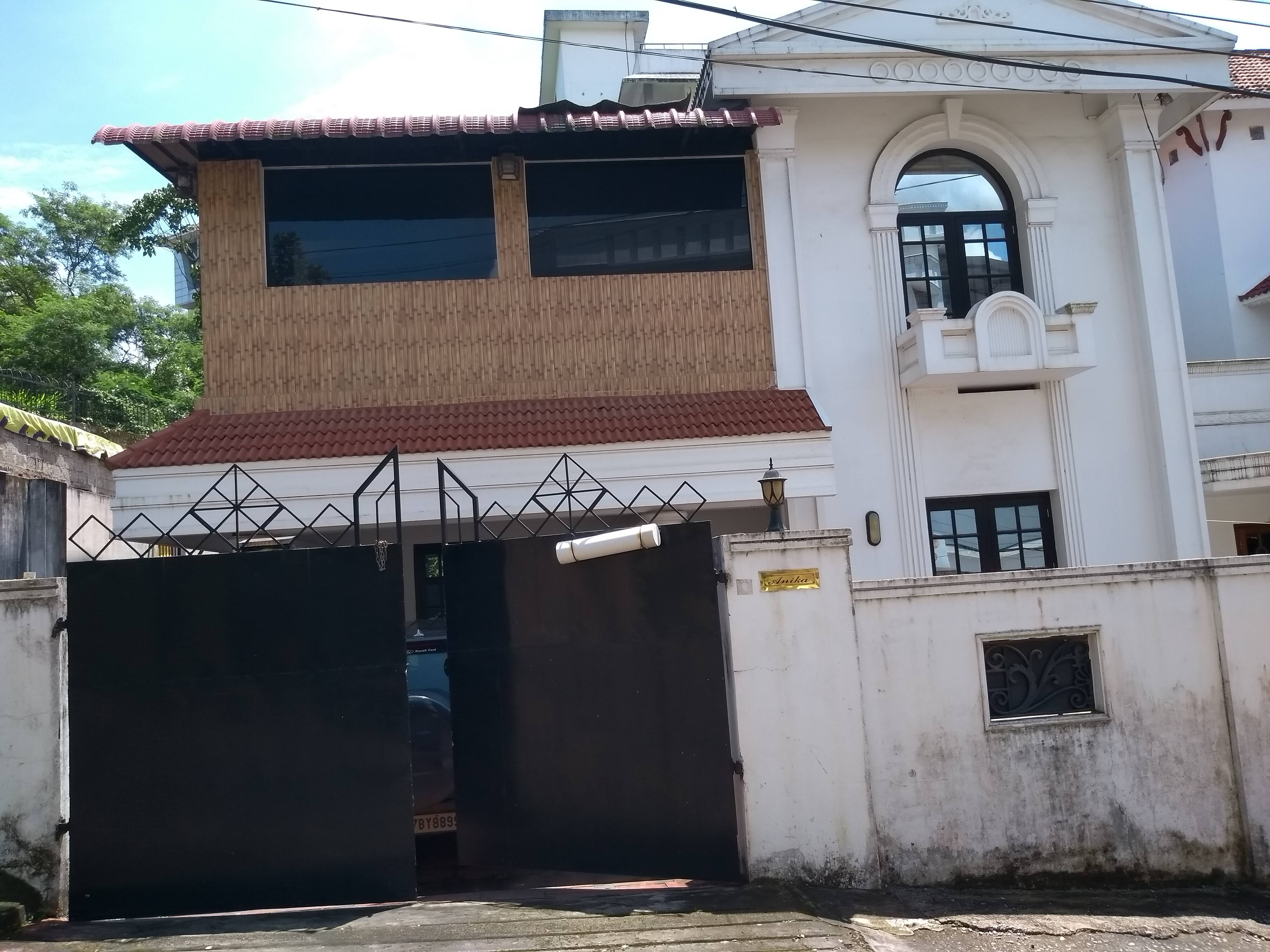 House for sale for Rs. 1.1 Crore Near Kakkanad Metro Station, Kochi