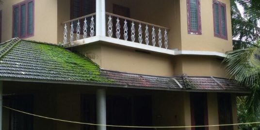 4 Bed Room House For Rent At Chathamunda,Near Uppda, Edakkara