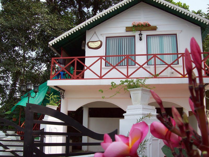 Luxury Villa  3000 SqFt in 15 cents of Land For Sale at Irattunada, Manarcad, Kottayam