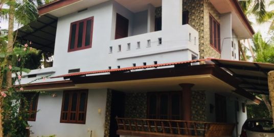 1400 sqft 4 BHK Beautifull house in 5.5 Cent  For Sale at Thrissur