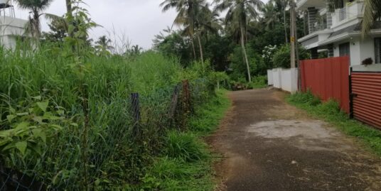 RESIDENTIAL LAND FOR SALE IN KUTTOOR