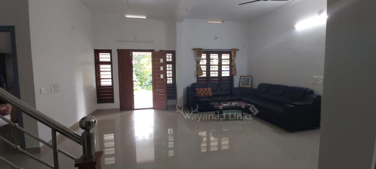 1500 sqft house and 10 cents land for sale in Kanyampatta Kollivayal