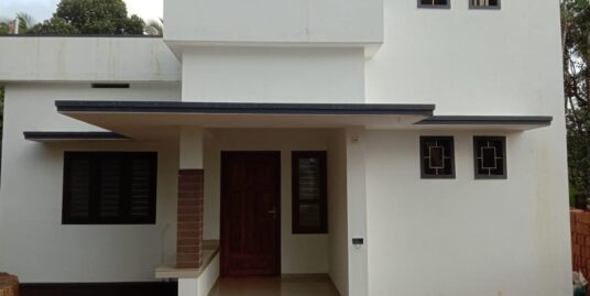 Newly build house with open well 1500 Meter distance from Highway NH47