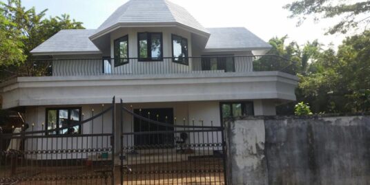 Villa for sale