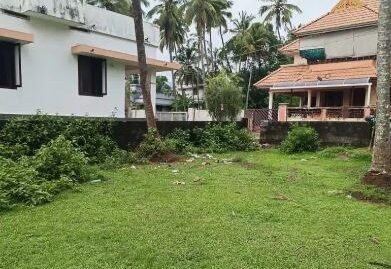 Commercial Land for sale in Amala – Parapur main road